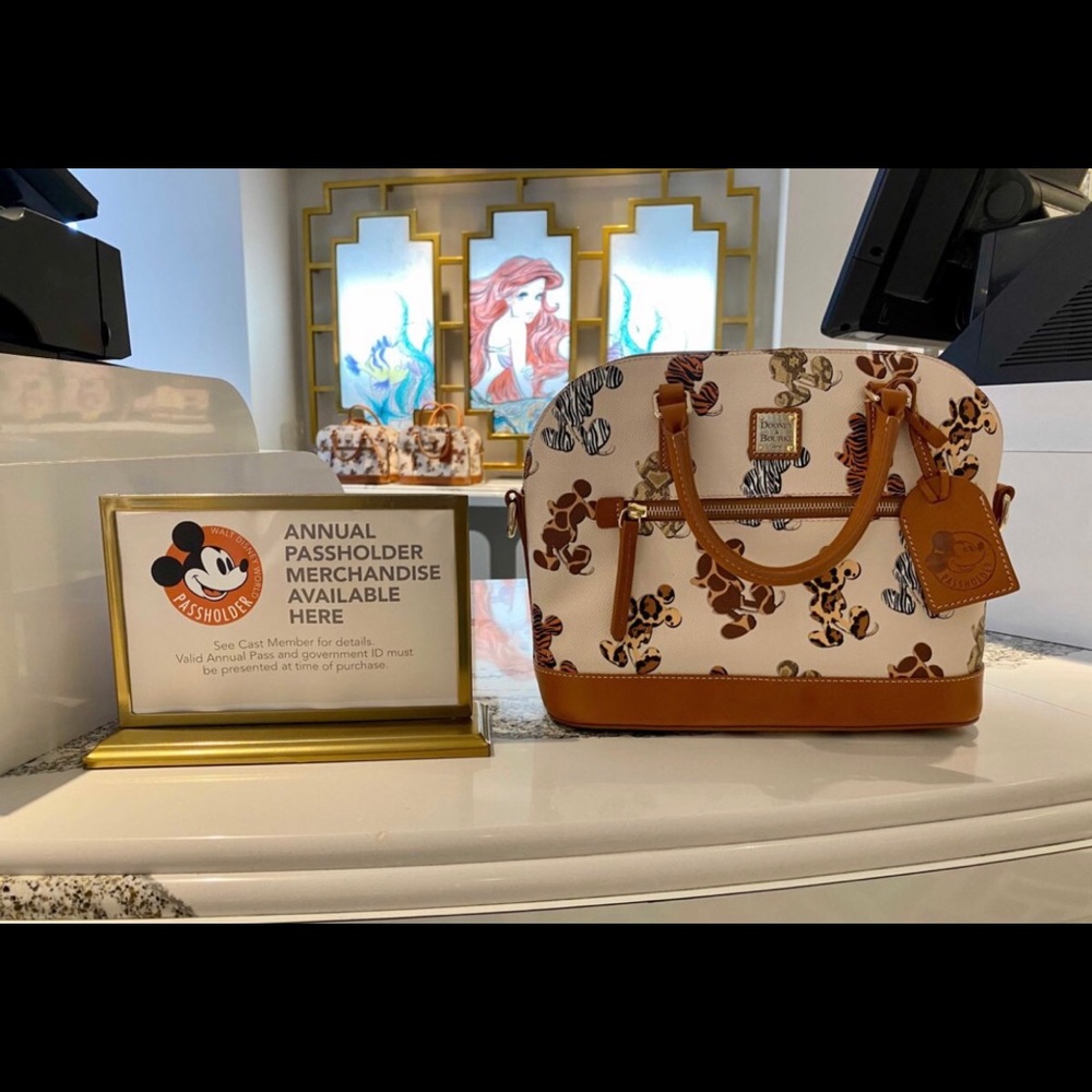 Disney Dooney and Bourke Animal Mickey AP Satchel - Picture 3 of 10
